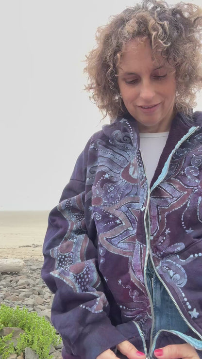 Star Bloom Vibes Handcrafted Batik Zipper Hoodie