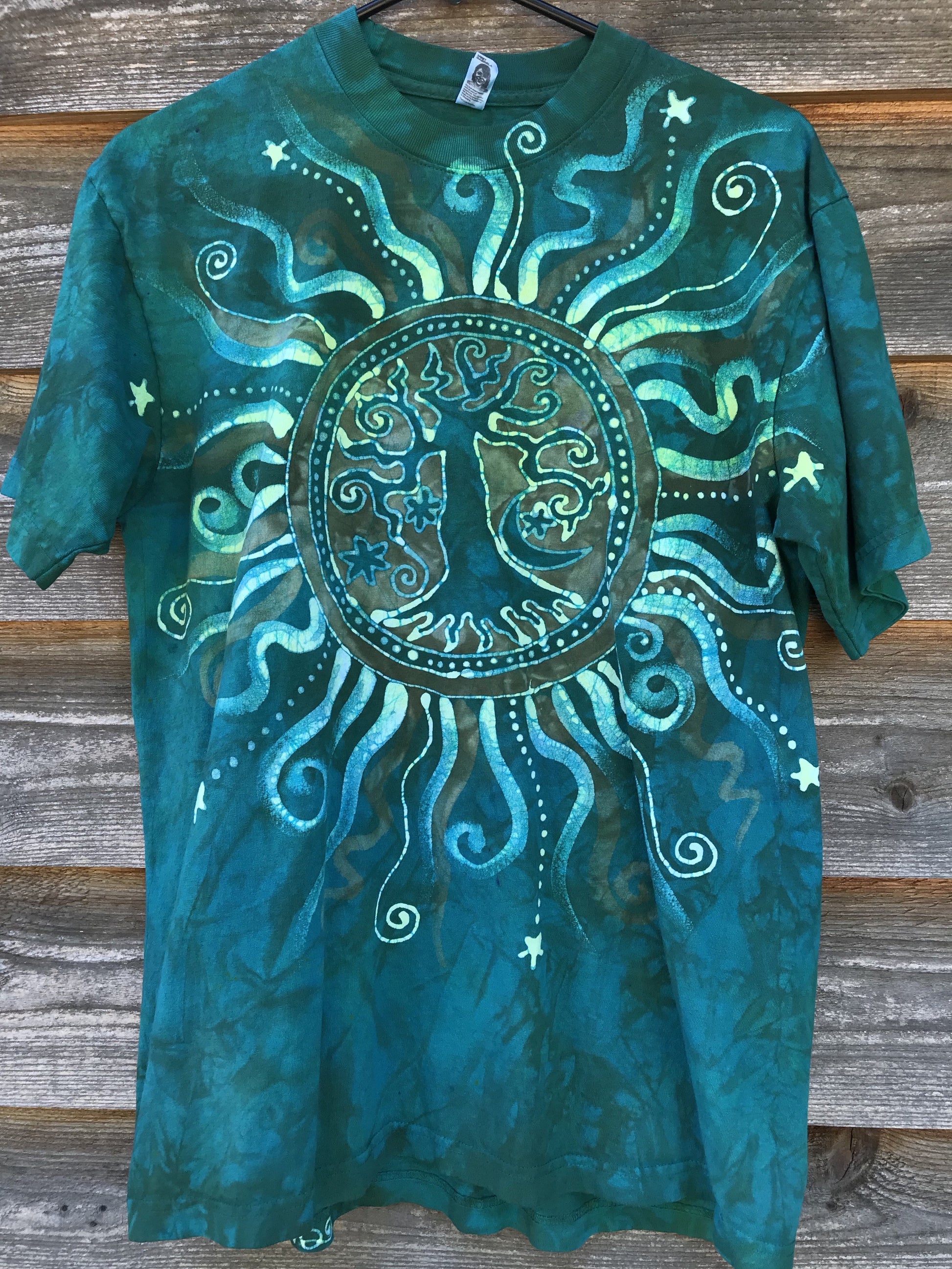 Solstice Radiance Tree of Life Organic Cotton Tshirt in Life Giving Green tshirt batikwalla 