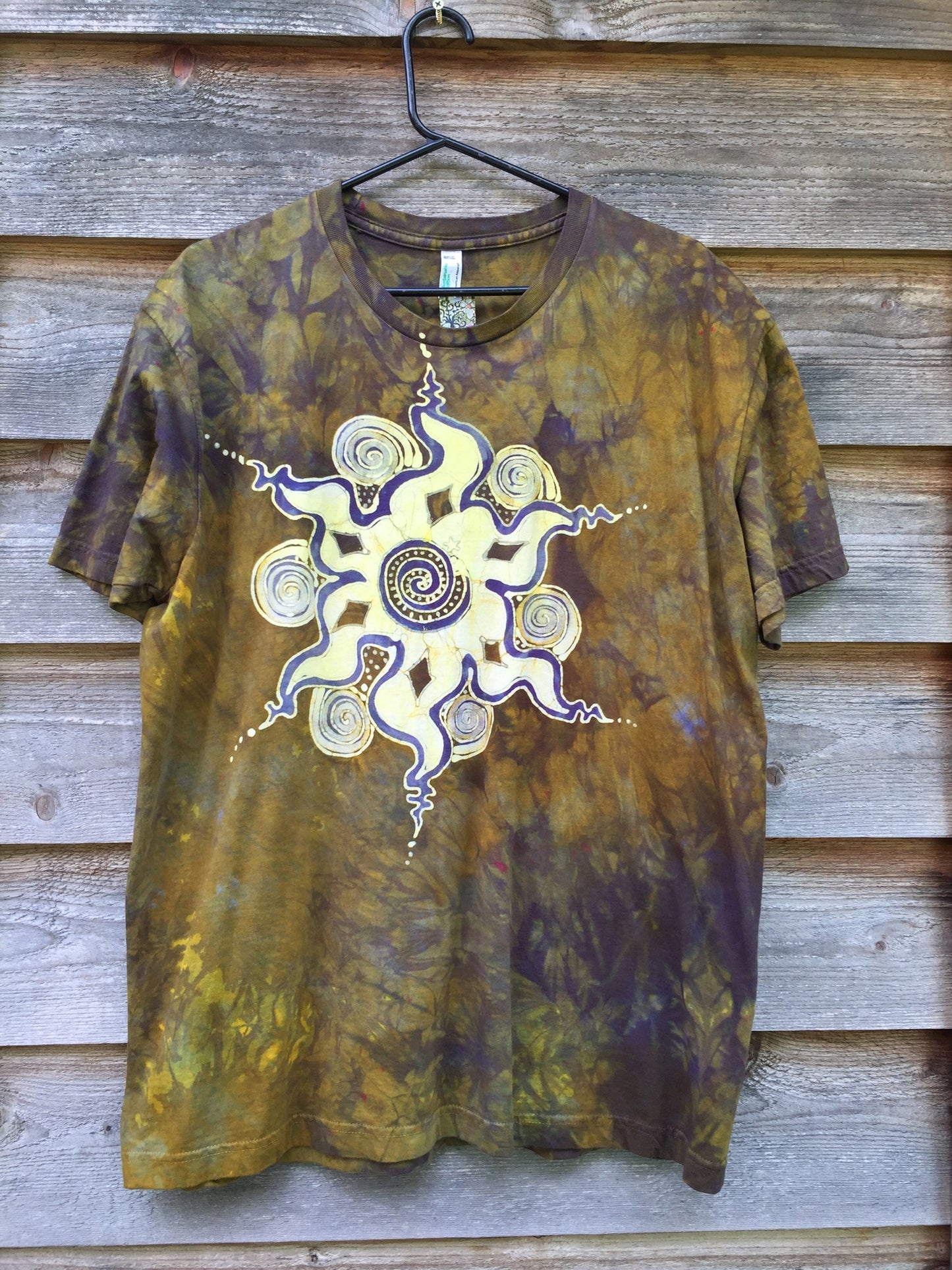 Dark Gold Sun Star Mandala Handmade Batik Tshirt - Men's Size XL - Batikwalla 
 - 2