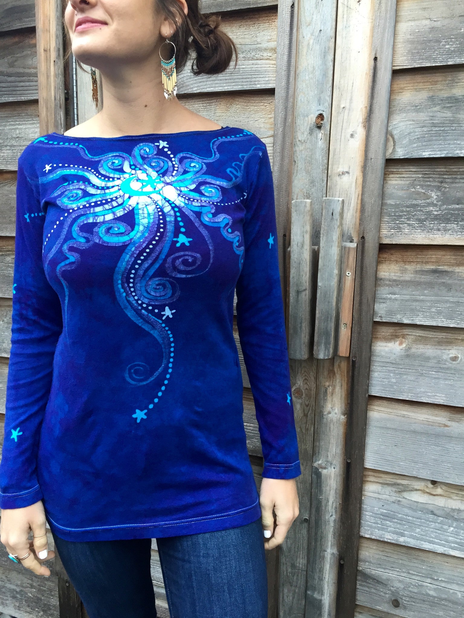 Brilliant Blue Center Star Long Sleeve Batik Top - Batikwalla 
 - 1