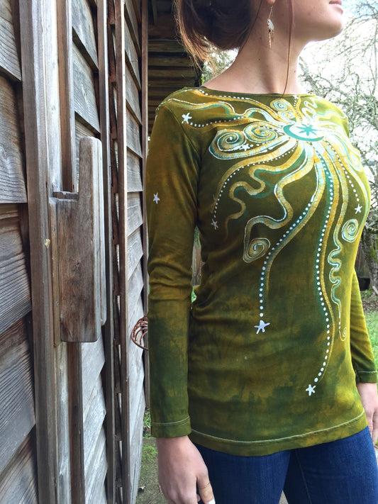 Dancing Green Envy Moon Long Sleeve Batik Top - Batikwalla 
 - 1