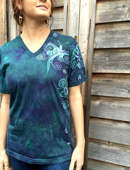 Meadow Dragonfly Batik Organic Cotton Vneck Tshirt - Batikwalla 
 - 3