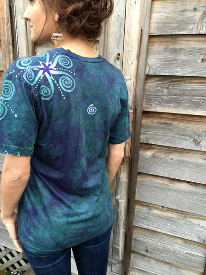 Meadow Dragonfly Batik Organic Cotton Vneck Tshirt - Batikwalla 
 - 2