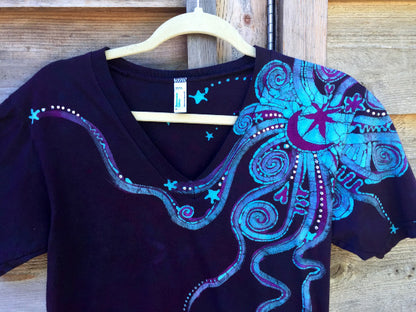 Sparkly Purple Rhinestone Organic Cotton Batik Vneck Tee - Unisex Size Small - Batikwalla 
 - 1