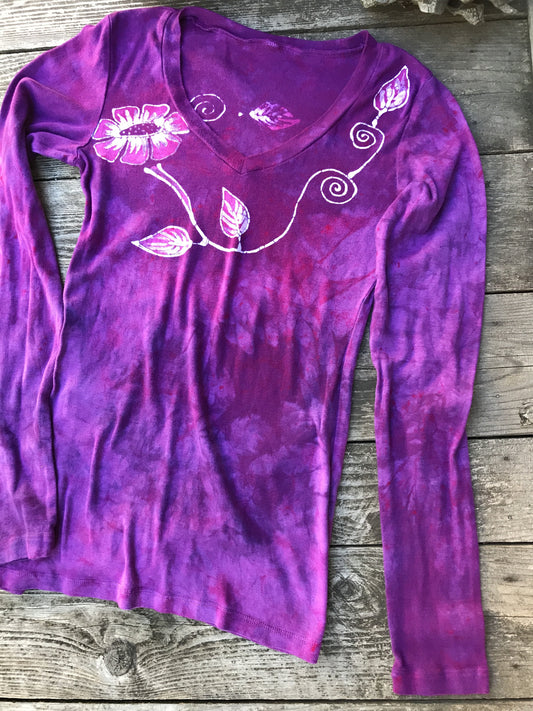 Mysterious Rose In Passionate Pink Long Sleeve Batik Top