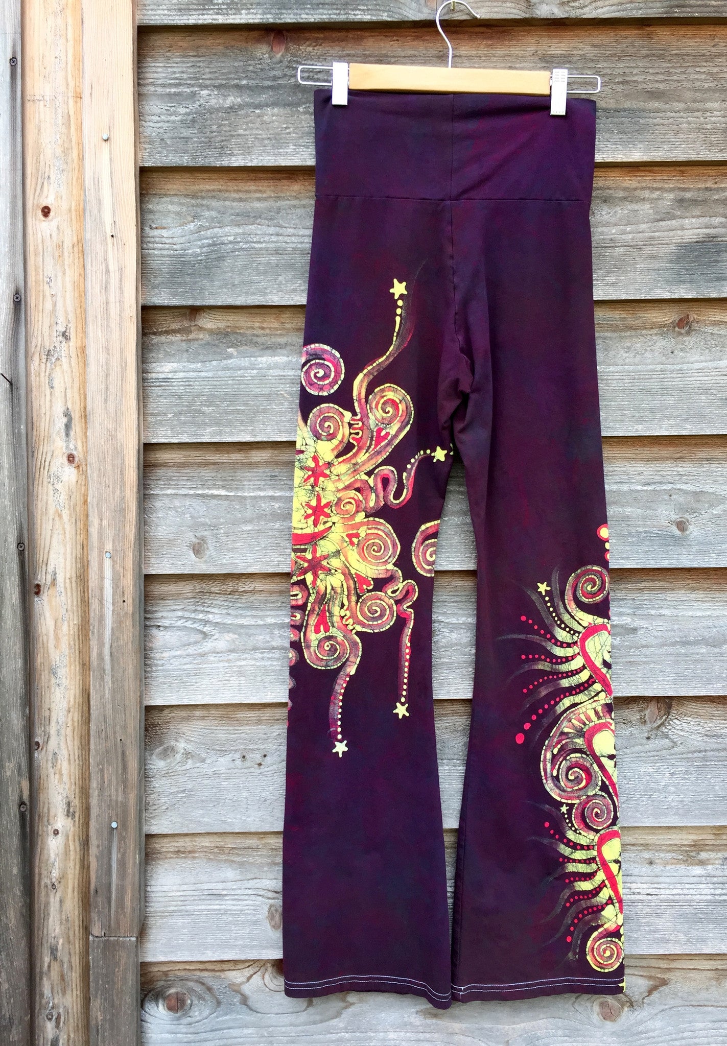 Crazy Hearts Handmade Batik Yoga Pants - Size Medium - Batikwalla 
 - 5