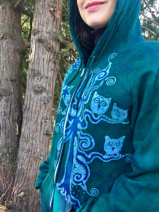 Spring Green Owl Tree Organic Batik Hoodie - Unisex Size Large - Batikwalla 
 - 1