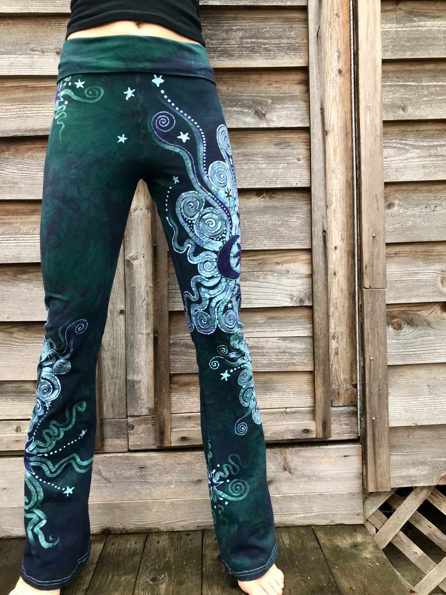 Sale - Dark Blue Teal Moon Handmade Batikwalla Stretchy Movement Pants - Size XL Shortness batikwalla 