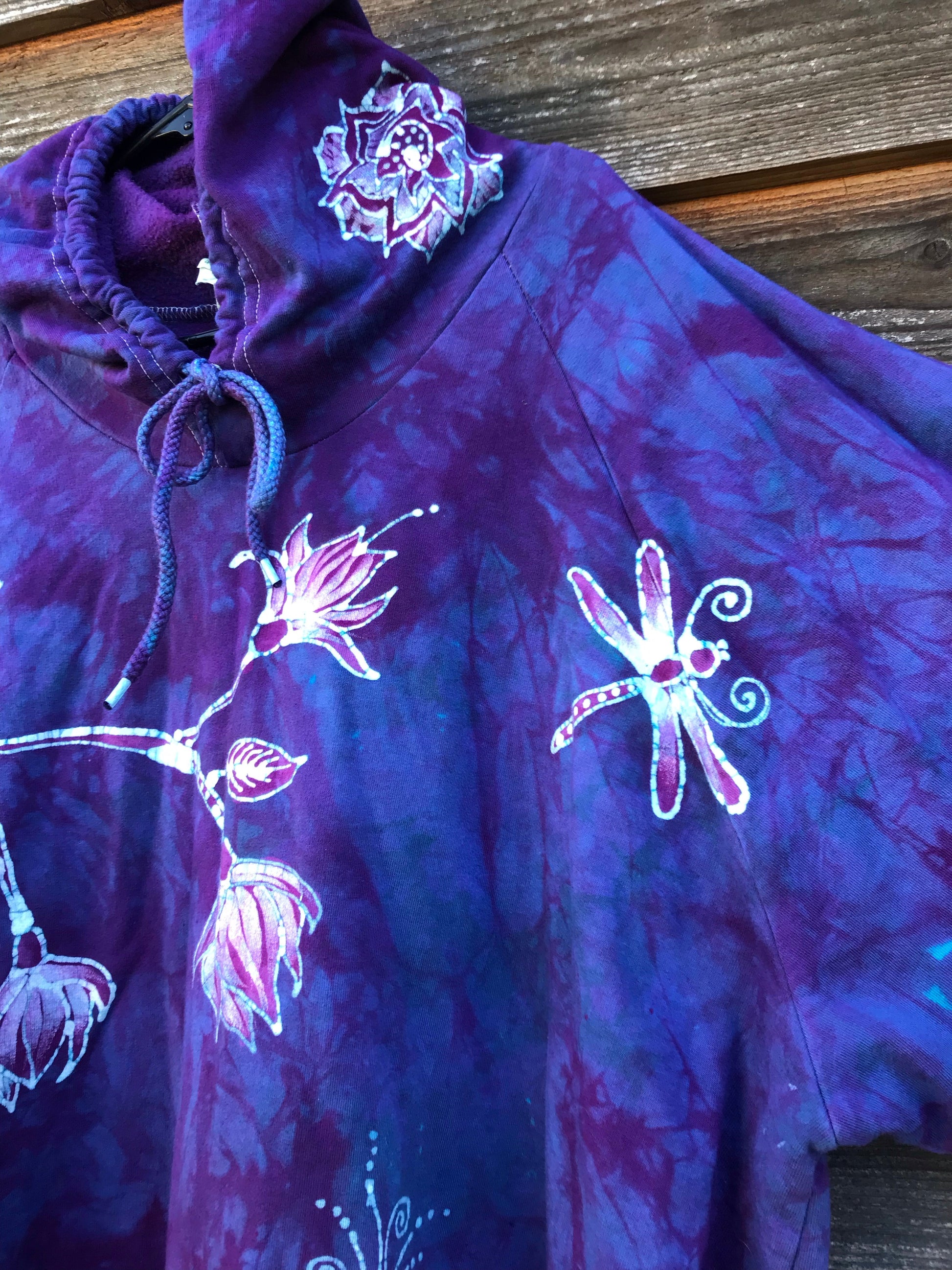 Purple Spring Flowers Pullover Batik Hoodie in Organic Cotton - Handmade Oversize in 3X hoodie batikwalla 