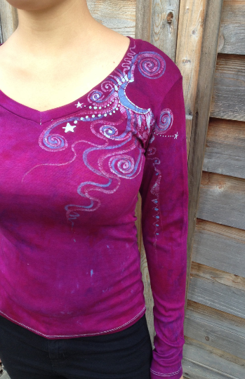 Magenta Moon Star Handmade Batik Vneck - Batikwalla 
 - 1