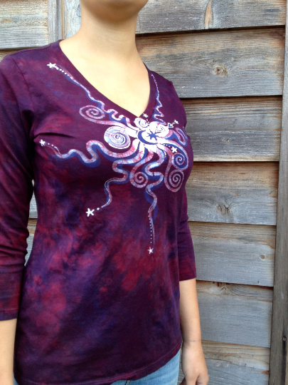Magenta Moon Star Handmade Batik Vneck Top - Size Small - Batikwalla 
 - 1